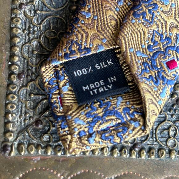 Jos A Bank tie metallic gold NWT diamond pattern silk luxury Signature - Picture 5 of 9